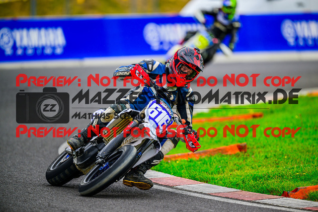 MaZZes_FotoMatrix_240608_6007705_9527 | YOUNGSTER