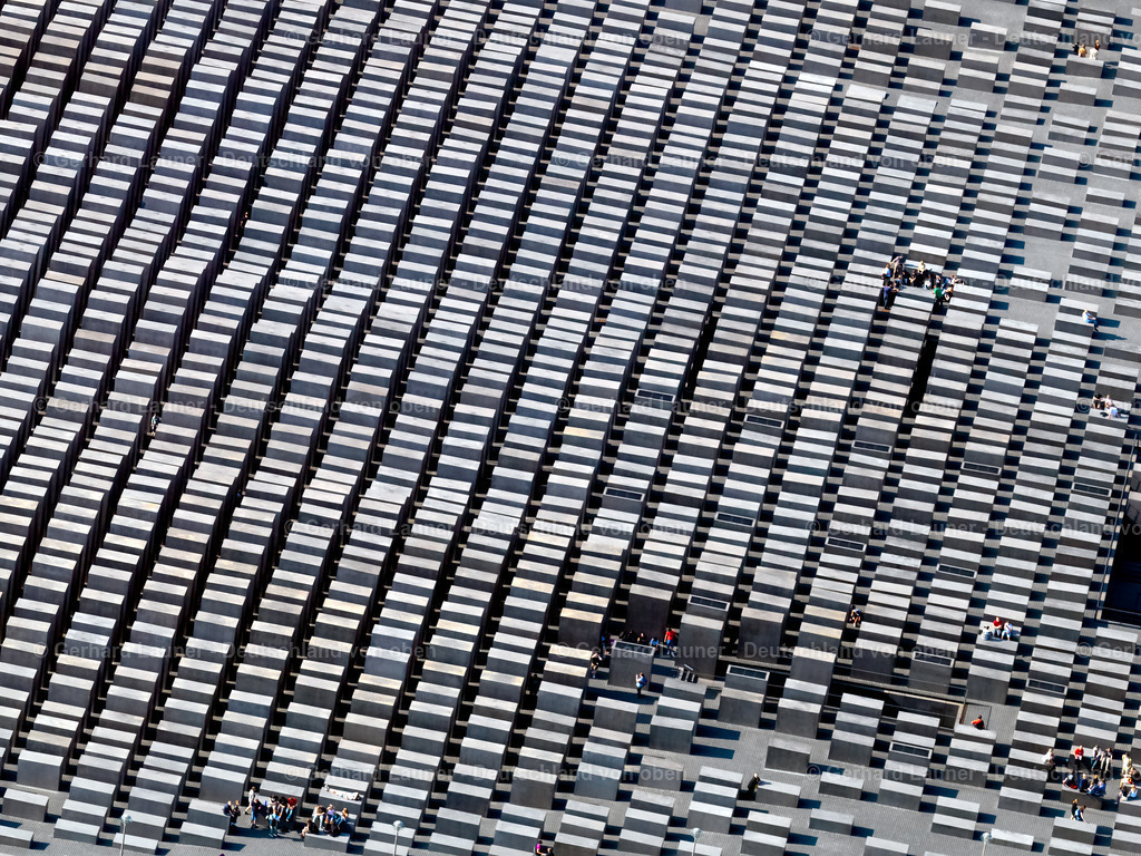 9200111 | Holocaust - Denkmal für die ermordeten Juden Europas