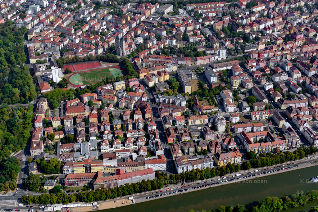 3650738 | SANDERAU 13.09.2016 Stadtzentrum im Innenstadtbereich  in Sanderau im Bundesland Bayern, Deutschland // The city center in the downtown area  in Sanderau in the state Bavaria, Germany Foto: Gerhard Launer