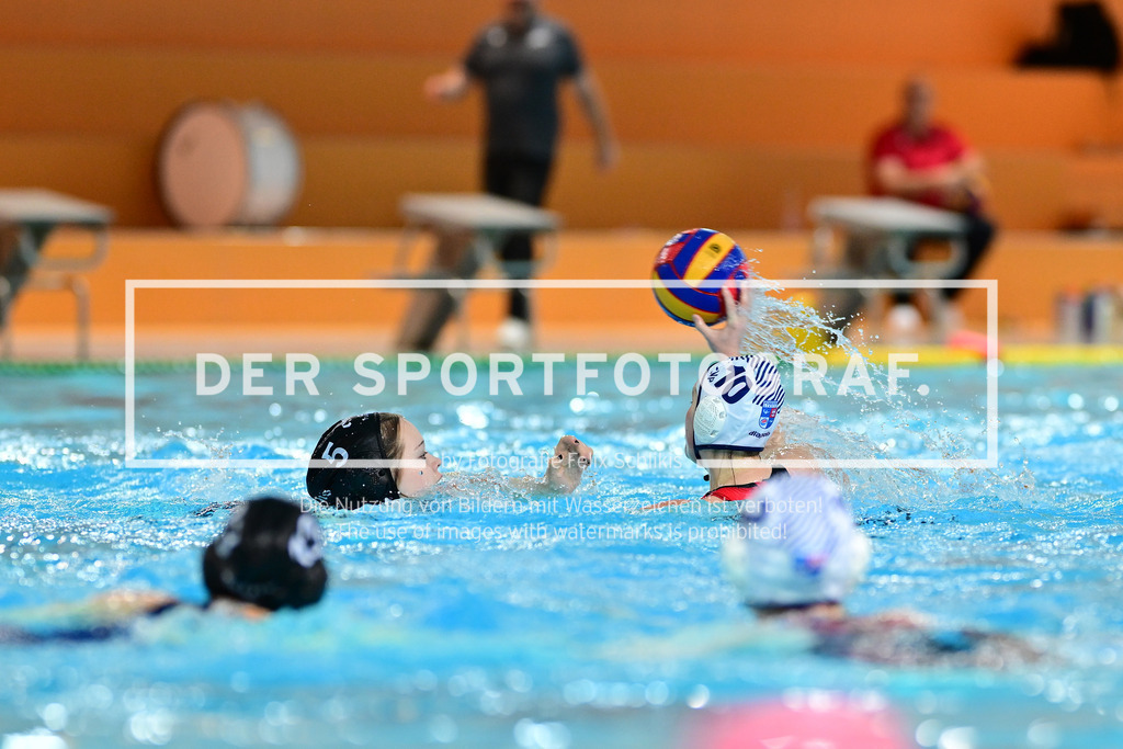 Wasserball I Frauen I Nordic League I Cheltenham SWPC - Cetus Espoo I 59258 | Der Sportfotograf. - Realisiert mit Pictrs.com