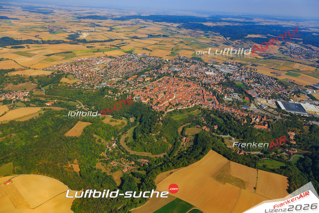 Luftbild von  Rothenburg-tauber - Luftaufnahme wurde 2016 von https://frankenair.de mittels Flugzeug (keine Drohne) erstellt - die Geschenkidee