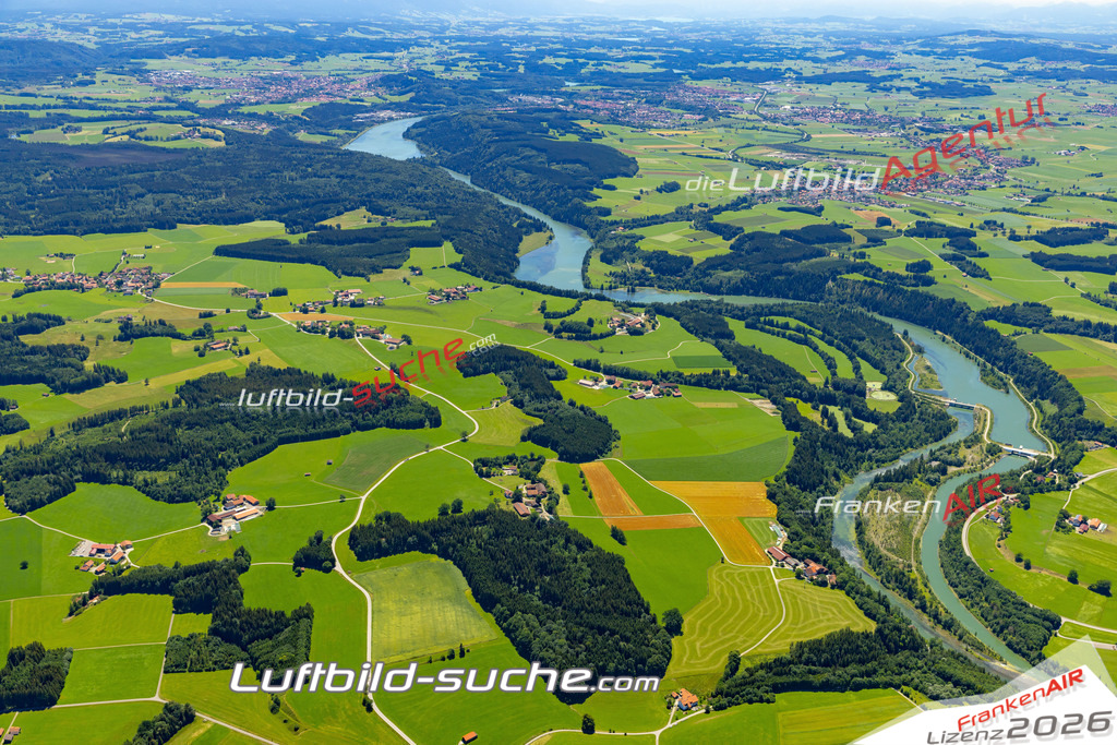 Aktuelles Luftbild von Lech Peiting - Die Luftaufnahme wurde 2022 mittels UL-Flugzeug erstellt ( keine Drohne ) - hochauflösende Kamera-Systeme von  Canon -Beste Qualität - Für grossformatige Ausdrucke geeignet. Die Geschenkidee !