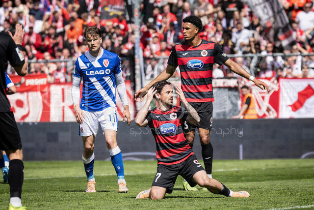 German 3rd Division, Viktoria Koeln vs. Energie Cottbus, 26.04.2026 | KOELN, GERMANY - APRIL 26, 2026:  Simon Handle (FC Viktoria Koeln, 7) emotional after a forgiven chance during the 3rd division match on gameday 35 between Viktoria Koeln vs. Energie Cottbus at the Sportpark Hoehenberg on April 26, 2026 in Koeln, Germany. DFL REGULATIONS PROHIBIT ANY USE OF PHOTOGRAPHS AS IMAGE SEQUENCES AND/OR QUASI-VIDEO.