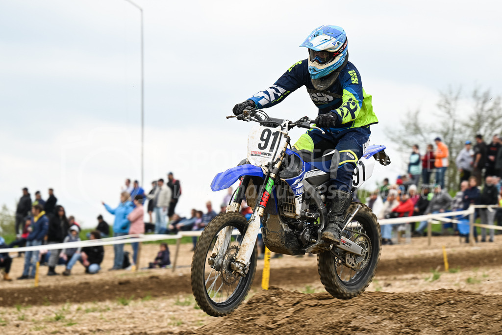 Motocross Schlatt bei Winterthur - 30. April 2023 | #91 Stieger Andi aus Hofstetten ZH (CH) auf Yamaha in der Kategorie Senioren am Motocross Schlatt bei Winterthur, 30. April 2023. 
Instagram: @mx_schlatt | @mc_wila | @sam_schweiz
Bild: Sportfotografie Markus Aeschimann | www.markus-aeschimann.ch - Realisiert mit Pictrs.com