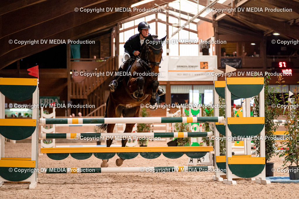 Springen Tag 1-591 | dv-media-shop - Realisiert mit Pictrs.com