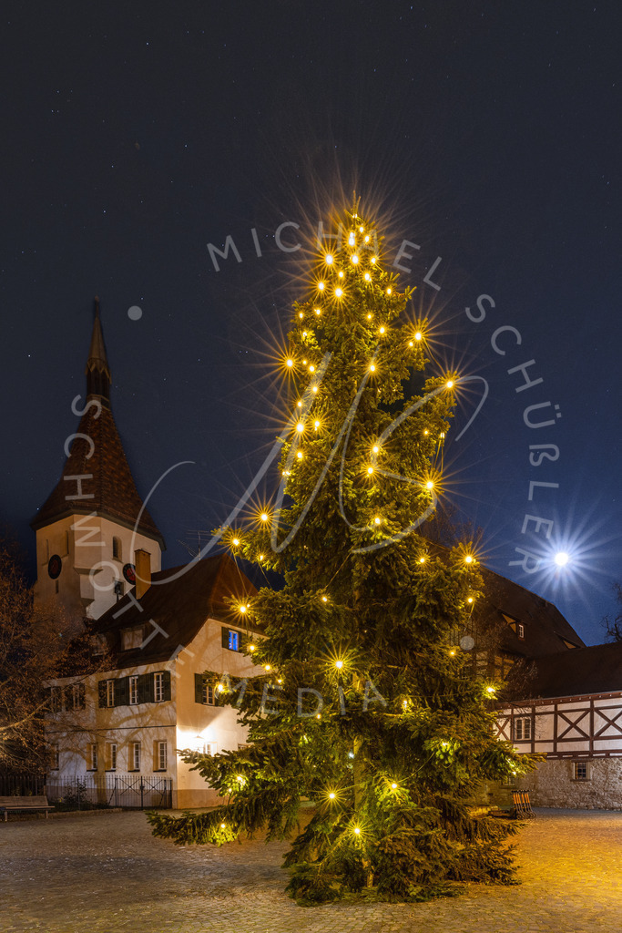 Weihnachtsbaum in Hemmingen | Schwotte Media - Realisiert mit Pictrs.com