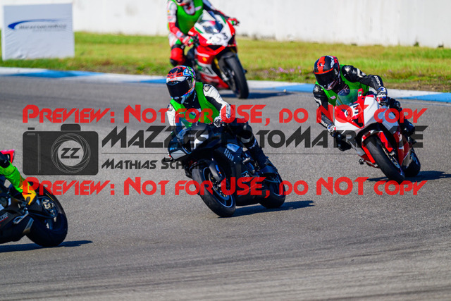 MaZZes_FotoMatrix_240520_6007705_3023 | INST