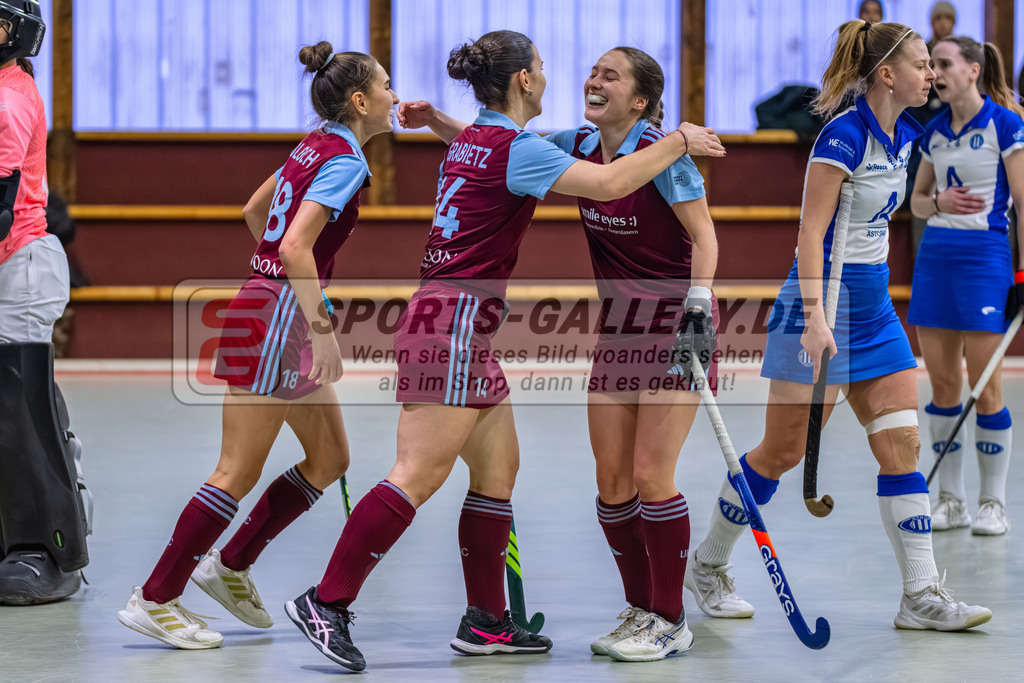SM_20260110-DZ9_9336-2 | 1.Bundesliga Hallenhockey  (W) UHC - GTHGC / 7:4 (4:3)