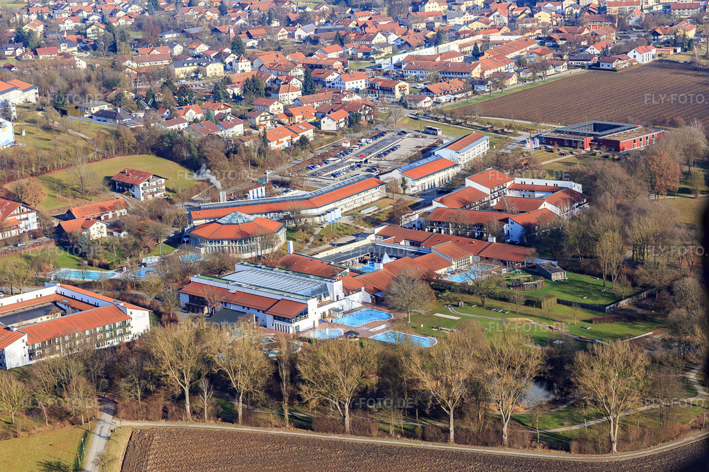 Luftbild: Rottal Terme | Therme Sauna Spa im Ortsteil Aunham in Bad Birnbach im Bundesland Bayern in Deutschland. Foto: IMG_095952.jpg vom 29.12.2016 durch Werner Riehm/FLY-FOTO.deRottal Terme Bad Birnbach | Therme & Sauna