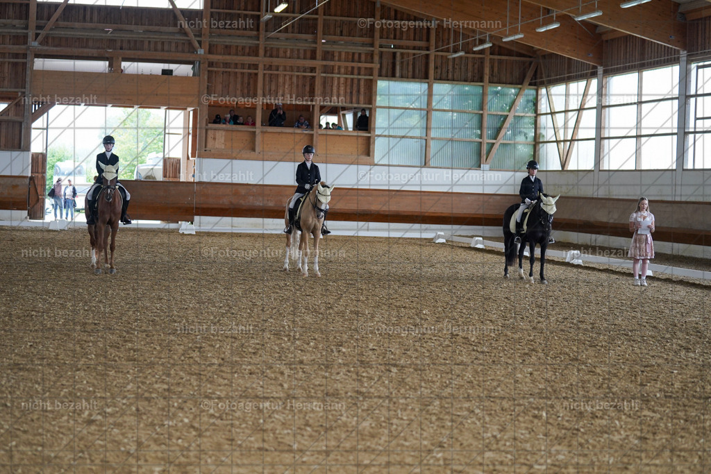 FAH09334 | Turnierbilder, Reitsportfotos, LAPO, Landesponyturnier, Turnierfotografen Bayern