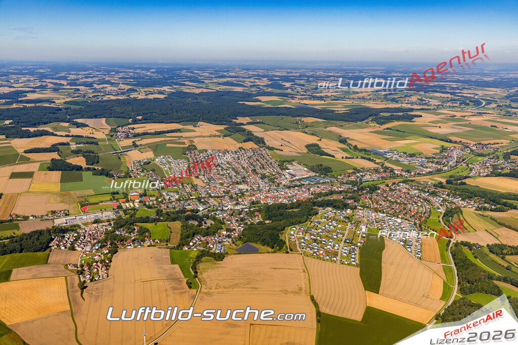 Luftaufnahme von Ergoldsbach Vs Google Maps- Die Luftaufnahme wurde 2025 vom UL-Flugzeug heraus erstellt ( keine Drohne ) - Hochauflösende Luftaufnahme - für professionelle Ausdrucke geeignet. Die Geschenkidee !Mit Lizenz und Bildrechte bestellbar