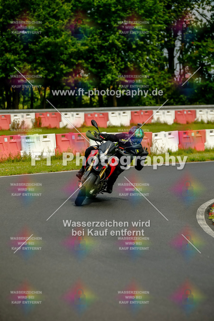 VBK-4450 | Hier findet Ihr Bilder von Touristenfahrten auf der Nürburgring Nordschleife oder von anderen Veranstaltungen die ich besucht habe. Viel Spass beim Durch Schauen 