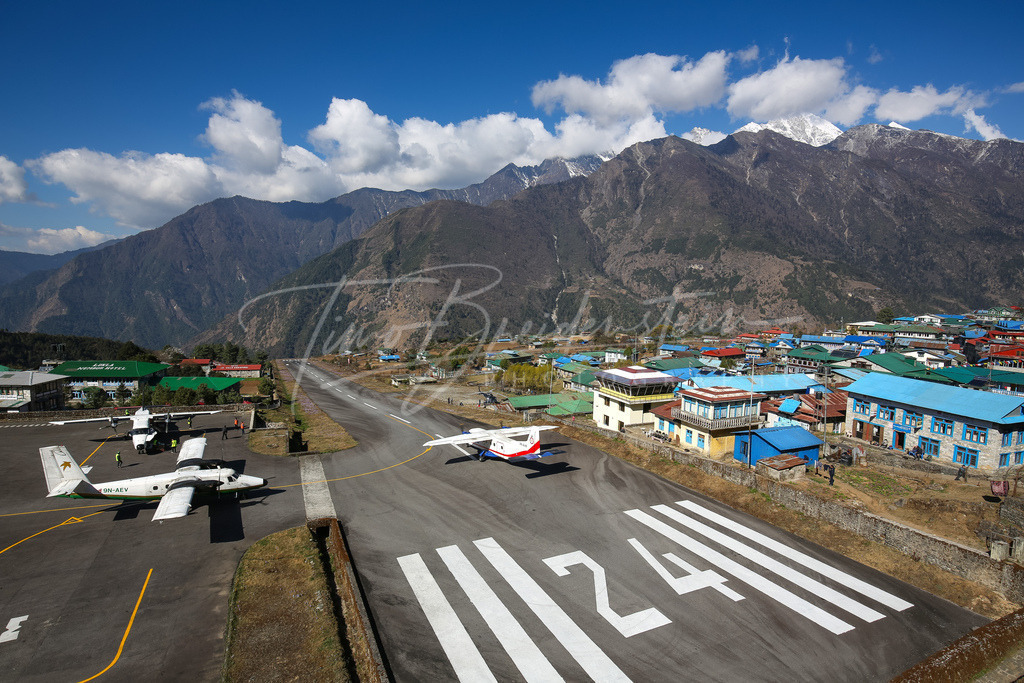 081 | Buy high-quality aviation and travel photography prints by professional photographer Timo Breidenstein. Authentic images, professionally printed, worldwide shipping. - Realisiert mit Pictrs.com