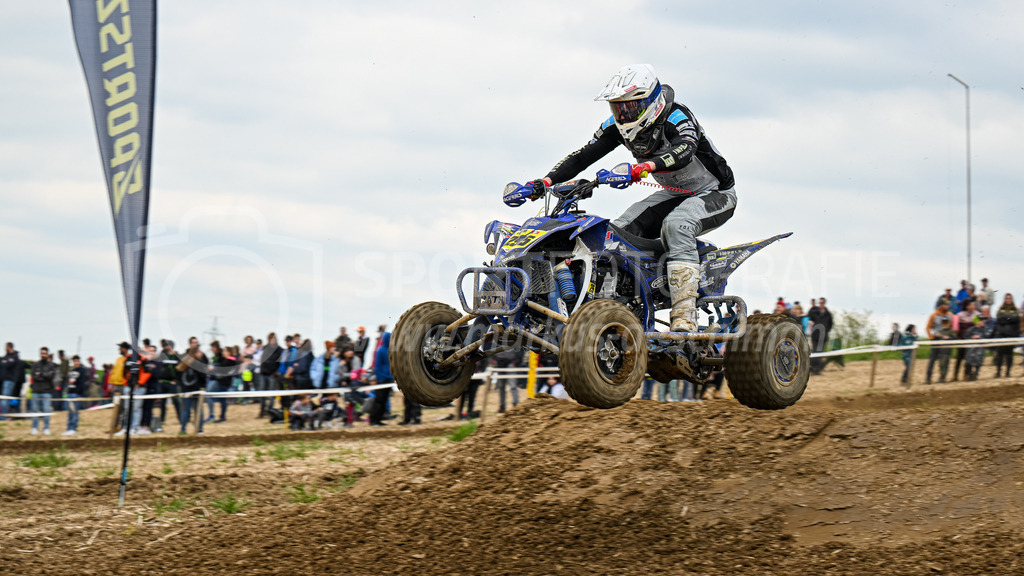 Motocross Schlatt bei Winterthur - 30. April 2023 | #295 Luethi Robin aus Altendorf (CH) auf Yamaha in der Kategorie Quad am Motocross Schlatt bei Winterthur, 30. April 2023. 
Instagram: @mx_schlatt | @mc_wila | @sam_schweiz
Bild: Sportfotografie Markus Aeschimann | www.markus-aeschimann.ch - Realisiert mit Pictrs.com