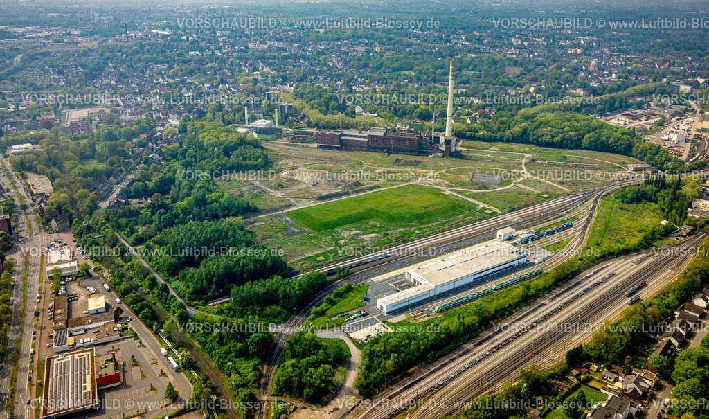 Herne240500459 | Luftbild, ehemaliges Uniper-Kraftwerk Shamrock, Freifläche und Baustelle ehemaliges Bergwerkgelände General Blumenthal, Wanne-Süd, Herne, Ruhrgebiet, Nordrhein-Westfalen, Deutschland