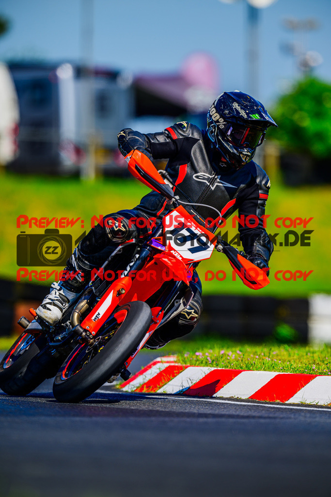 MaZZes_FotoMatrix_240510_6007705_3917 | S5