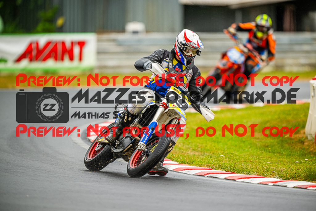 MaZZes_FotoMatrix_230701_5208 | S4