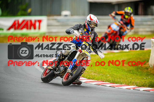 MaZZes_FotoMatrix_230701_5208 | S4