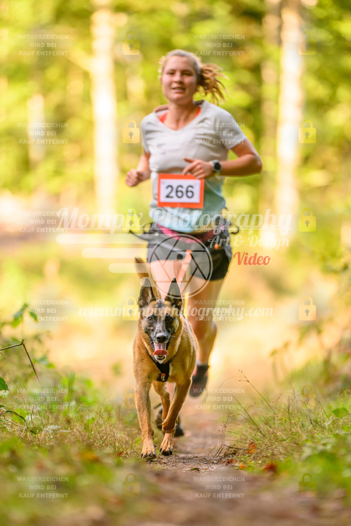 MompixPhotography_Yens2025_B3-227 | PayLife