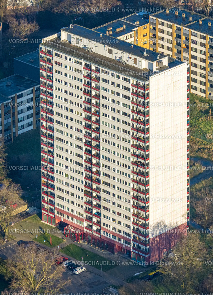 Duisburg241202334-3 | Luftbild, Die Weißen Riesen Hochhäuser Wohnpark Hochheide, Hochhaus-Wohnsiedlung, Fesnter und Balkone, Formen und Farben, Hochheide, Duisburg, Ruhrgebiet, Nordrhein-Westfalen, Deutschland