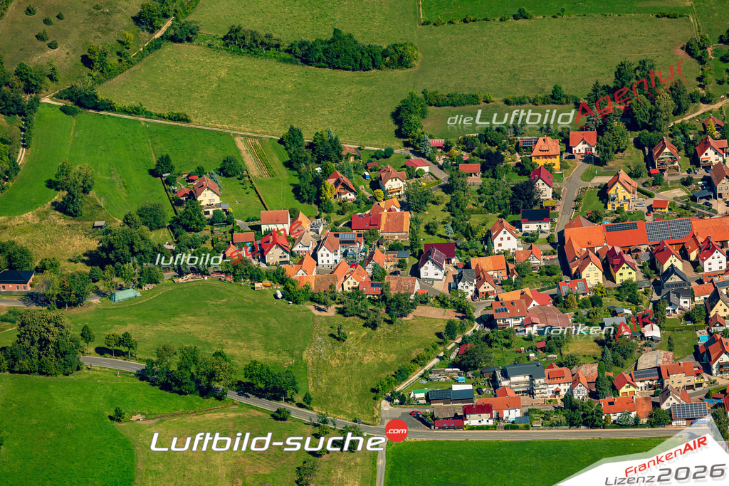 Luftaufnahme Oberalba Dermbach - Die Luftaufnahme wurde 2025 vom UL-Flugzeug heraus erstellt ( ohne Drohne ) - Hochauflösende Luftaufnahme - für professionelle Ausdrucke geeignet. Die Geschenkidee !Mit Lizenz und Bildrechte bestellbar