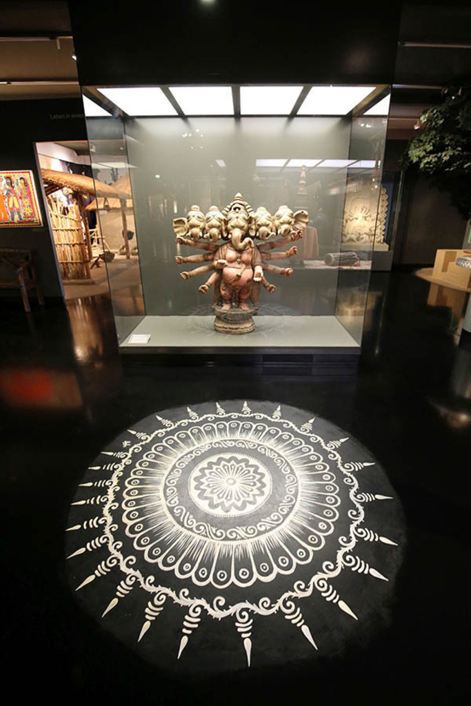 Foto: Leipzig - GRASSI Museum für Völkerkunde | Das Team hinter BILDLEXIKON LEIPZIG bündelt historische wie aktuelle Informationen über die Stadt Leipzig in Text und Bild auf einer Plattform und stellt diese der interessierten Öffentlichkeit zur Verfügung.