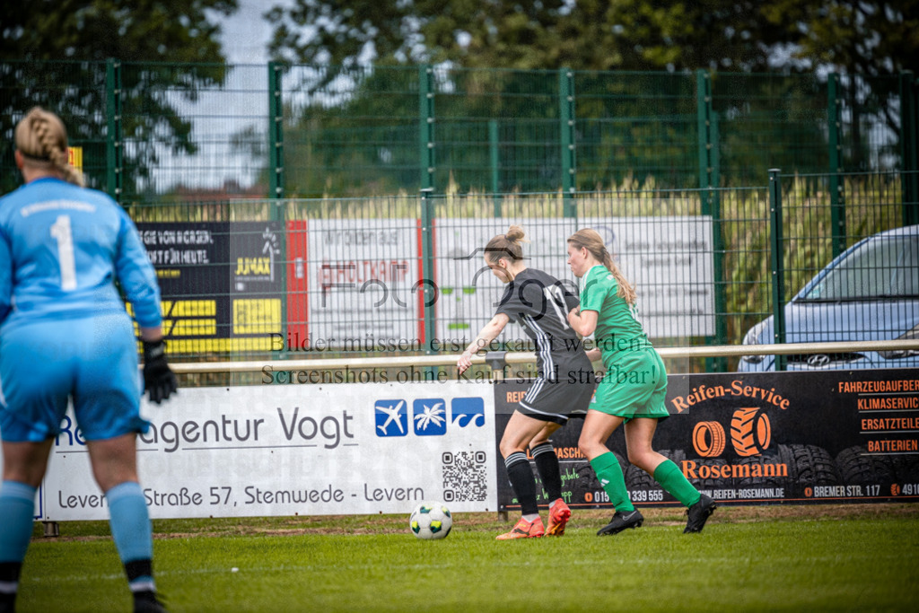 SG Bohmte/Ostercappeln/Schwagstorf - SG Hollenstede / Schwagstorf | Fr.-BZL Weser-Ems Süd · 1. Damen - SG Hollenstede / Schwagstorf · Sportplatz - Realisiert mit Pictrs.com