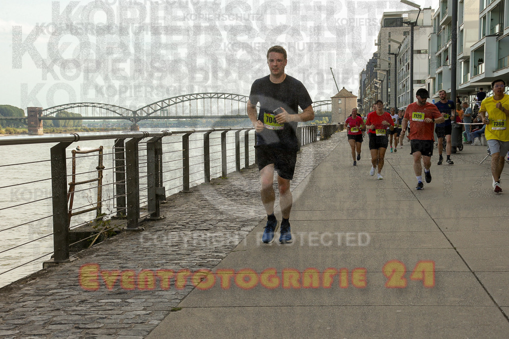 250920_1451_EX1_7859 | Sportfotografie im Rhein-Sieg Kreis, Köln, Bonn, NRW, Rheinland Pfalz, Hessen, etc. Unser Tätigkeitsfeld umfasst den Laufsport vom Volkslauf über den Marathon, Duathlon, Triathon bis zum Ultralauf wie Kölnpfad Ultra oder Schindertrail.