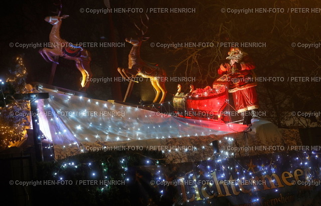 20231217-0364-lichtermeer-gernsheim-HEN-FOTO | 17.12.2023 Das Lichtermeer in Gernsheim beim Schäferhundeverein aus über 100.000 Lichter ist vom 2.12.23 – 30.12.23 (außer Heiligabend) zwischen 17 und 20 Uhr zu besichtigen. Spende für Strom und Reparatur willkommen! (Foto: Peter Henrich) - Realisiert mit Pictrs.com