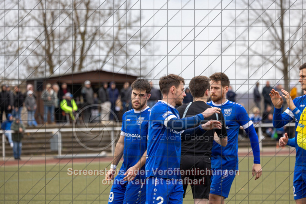 20250330_153153_0062 | #,TSG Salach (blau) vs. SC Geislingen II (weiß/grau), Fußball, Bezirksliga - Bezirk Neckar/Fils, 20. Spieltag, Saison 2024/2025, Kunstrasensportplatz, Staufenecker Str. 41, 73084 Salach, 30.03.2025 - 15:30 Uhr,Foto: PhotoPeet-Sportfotografie/Peter Harich