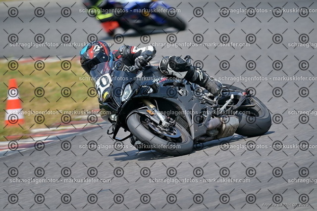 25bt04-1806 | markuskiefer.com - Realisiert mit Pictrs.com