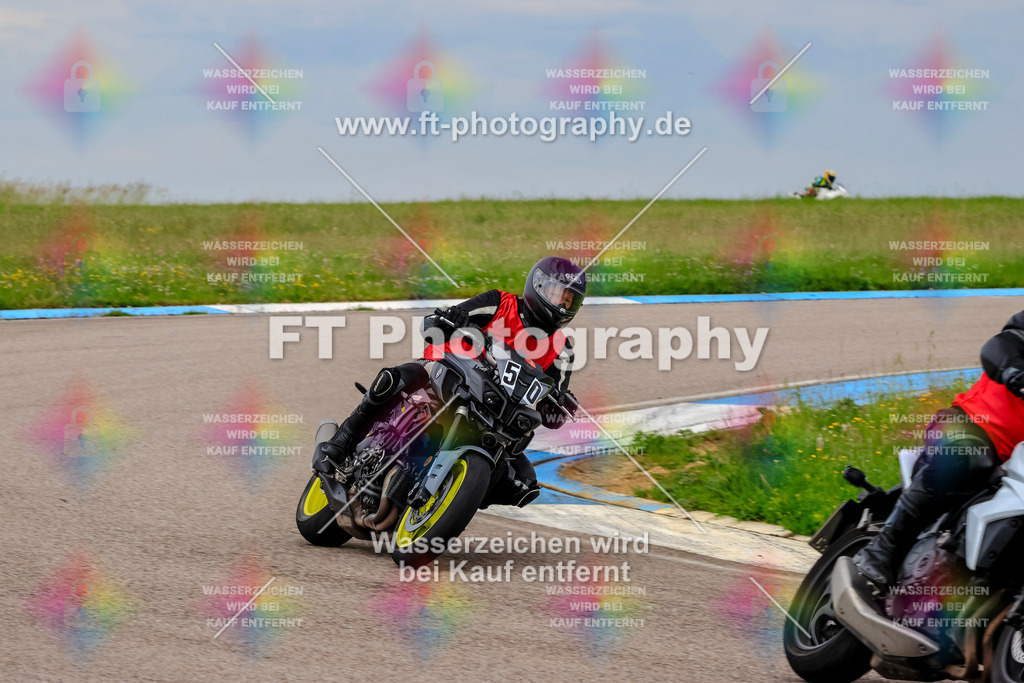 MotoTeam-2352 | Hier findet Ihr Bilder von Touristenfahrten auf der Nürburgring Nordschleife oder von anderen Veranstaltungen die ich besucht habe. Viel Spass beim Durch Schauen 