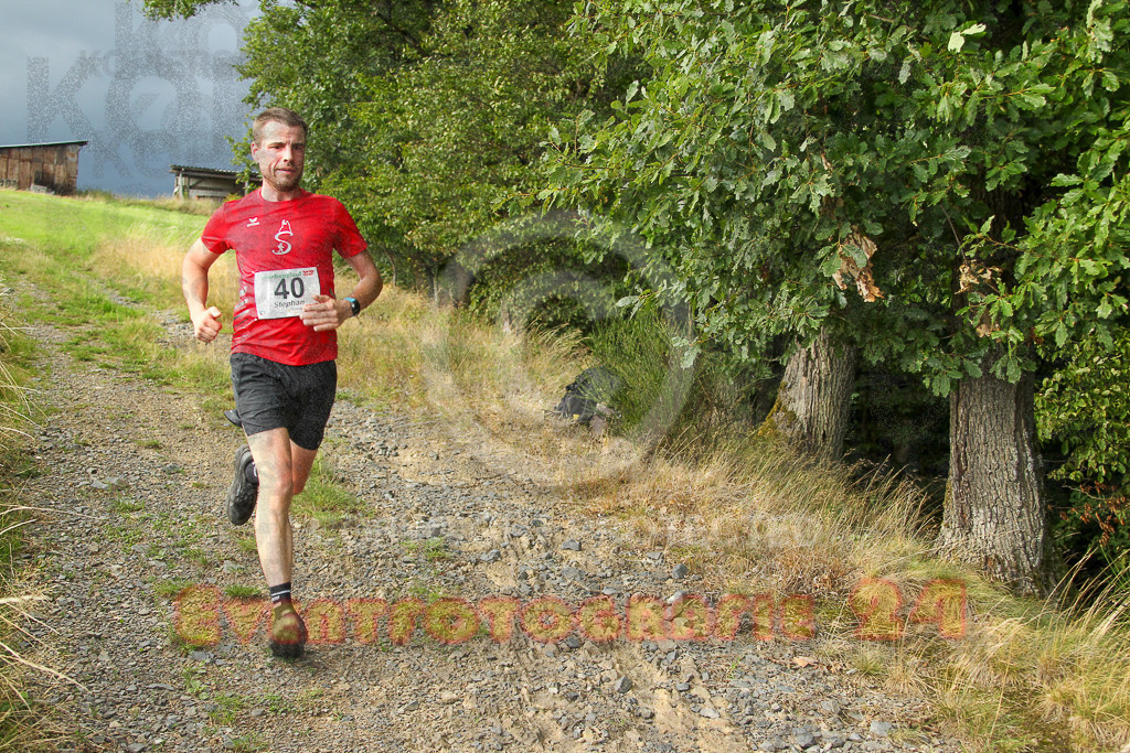 250801_1850_EV4_7587 | Sportfotografie im Rhein-Sieg Kreis, Köln, Bonn, NRW, Rheinland Pfalz, Hessen, etc. Unser Tätigkeitsfeld umfasst den Laufsport vom Volkslauf über den Marathon, Duathlon, Triathon bis zum Ultralauf wie Kölnpfad Ultra oder Schindertrail.