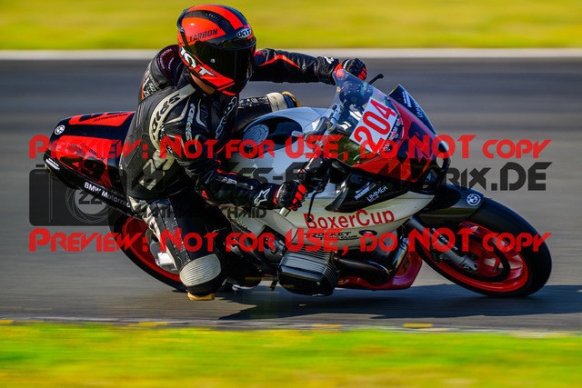 MaZZes_FotoMatrix_240725_6007705_7097 | ROT