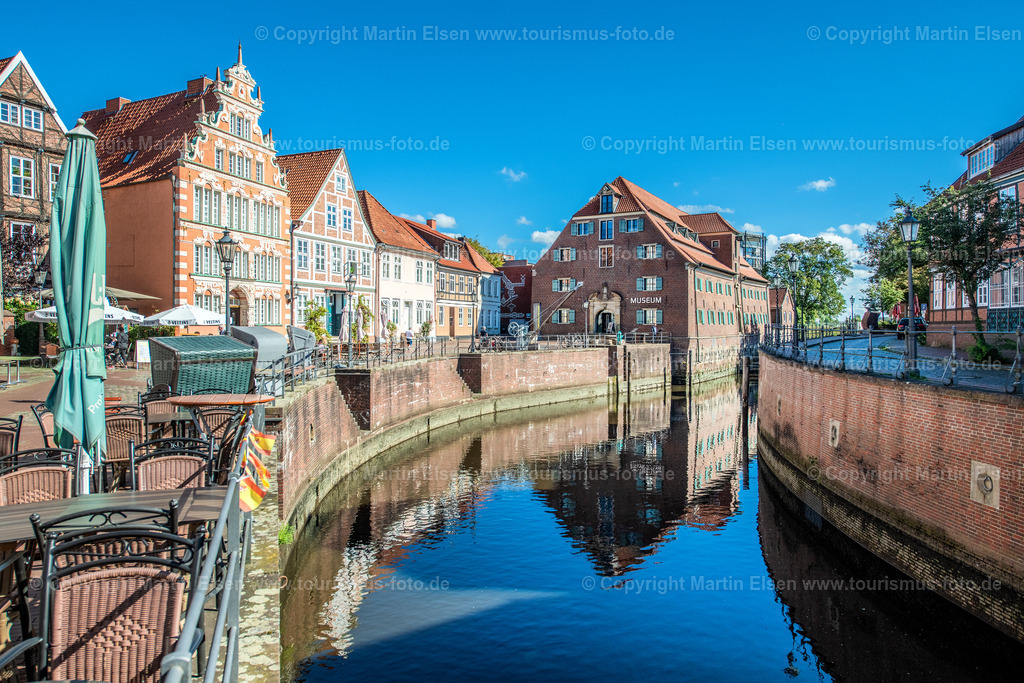 Stade Fischmarkt Schwedenspeicher_ELS_0583010920 | Fotos aus den Touristenorten aus Norddeutschland. - Realisiert mit Pictrs.com