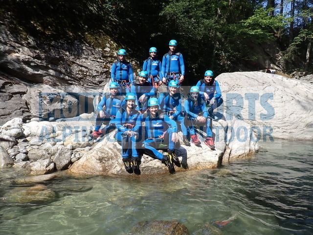 P8050208 | Bestelle die Bilder deines Berg- oder Wasser-Abenteuers mit Mountain Sports bequem von zu Hause aus direkt über unseren Online Fotoshop von pictrs.com. - Realisiert mit Pictrs.com