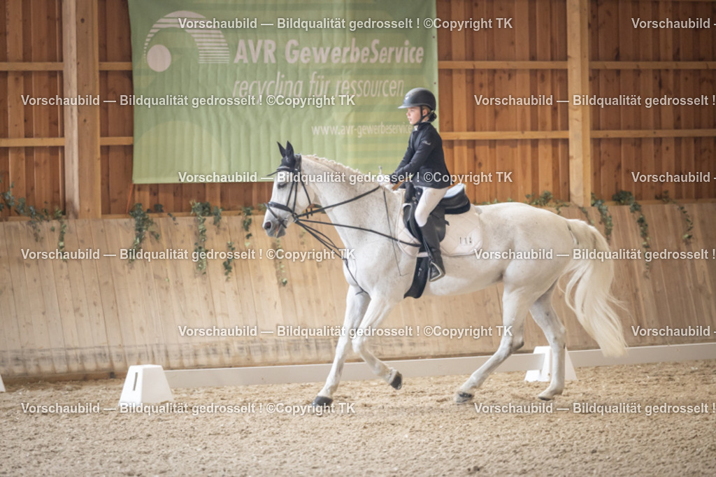 _D5A2196 | Emotionale Pferde- & People-Fotografie rund um Heidelberg, Leimen & Umgebung. Natürliche Fotos von Pferd, Mensch & Familie. Jetzt Termin sichern!