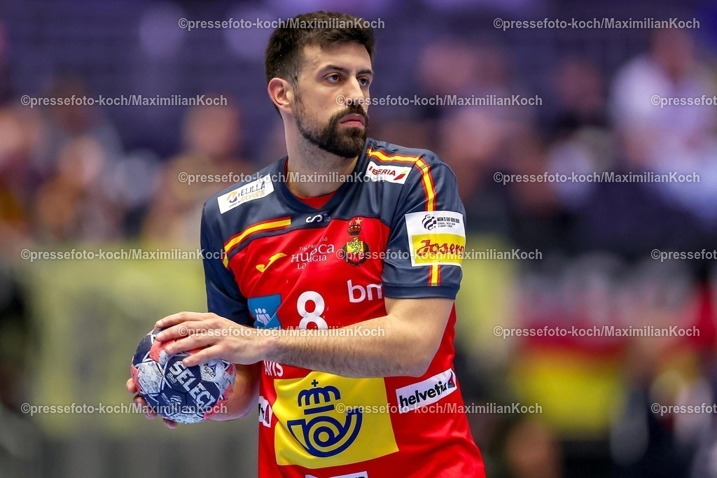 EHF15012601086 | 15.01.2026, Handball, Men's EHF EURO 2026, Spanien - Serbien, Jyske Bank Boxen in Herning, Dänemark, Preliminary Round:  Agustin Casado Marcelo (Espania #08) 