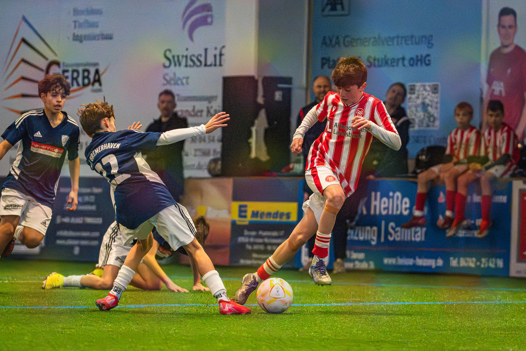 _BLR8522 | Professionelle Fußball- und Sportfotografie. Spielbilder online ansehen und kaufen – Einzelbilder oder komplette Galerien in hoher Qualität. - Realisiert mit Pictrs.com