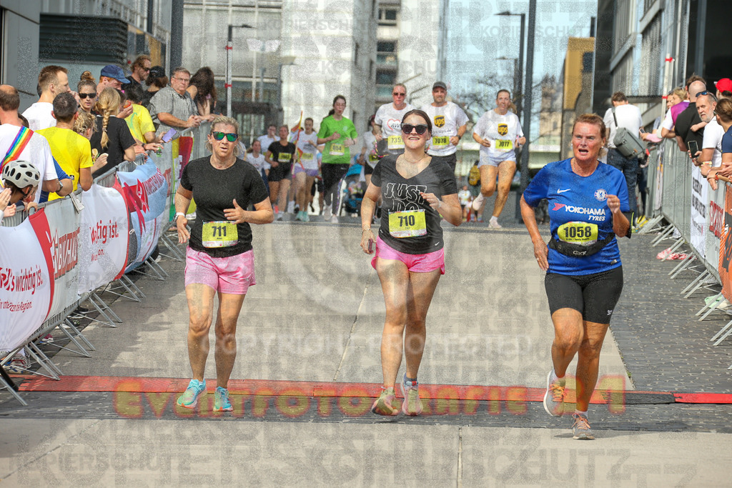 250920_1336_EX1_5726 | Sportfotografie im Rhein-Sieg Kreis, Köln, Bonn, NRW, Rheinland Pfalz, Hessen, etc. Unser Tätigkeitsfeld umfasst den Laufsport vom Volkslauf über den Marathon, Duathlon, Triathon bis zum Ultralauf wie Kölnpfad Ultra oder Schindertrail.