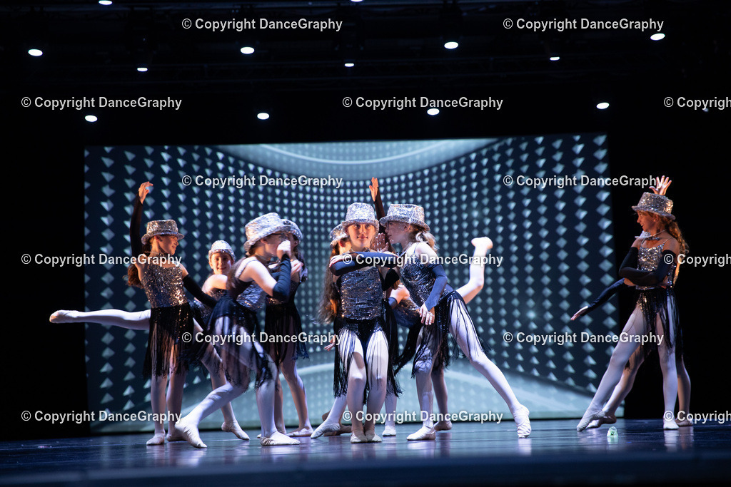 GPHY4921 | DanceGraphy - Realisiert mit Pictrs.com