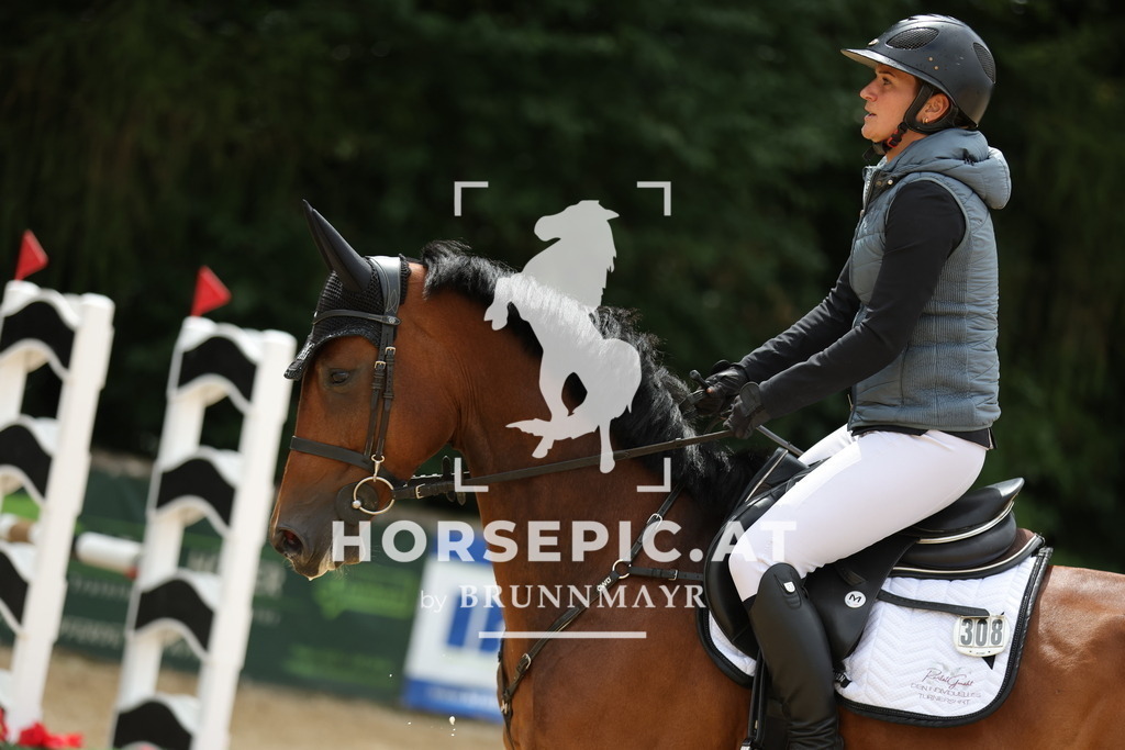 0P6A4258 | Willkommen bei Brunnmayr - Design & Fotografie – Ihrem Spezialisten für Reitturniere und Pferdeveranstaltungen in Oberösterreich, Salzburg und Bayern! Seit über 17 Jahren sind wir leidenschaftlich dabei.