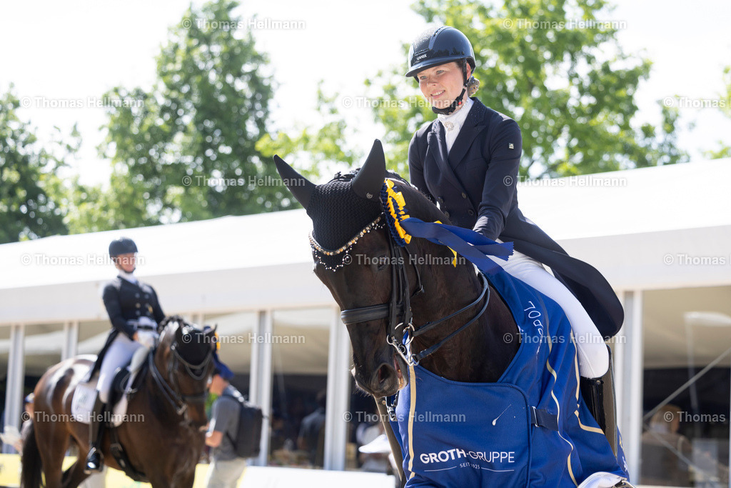 TH_406-My Dream-Biermann_ Kristin_29954 | Al Shiraàa Deutsches Spring- und Dressur-Derby 2025 am 31.05.25 in Hamburg, Thomas Hellmann, 406My DreamBiermann, Kristin