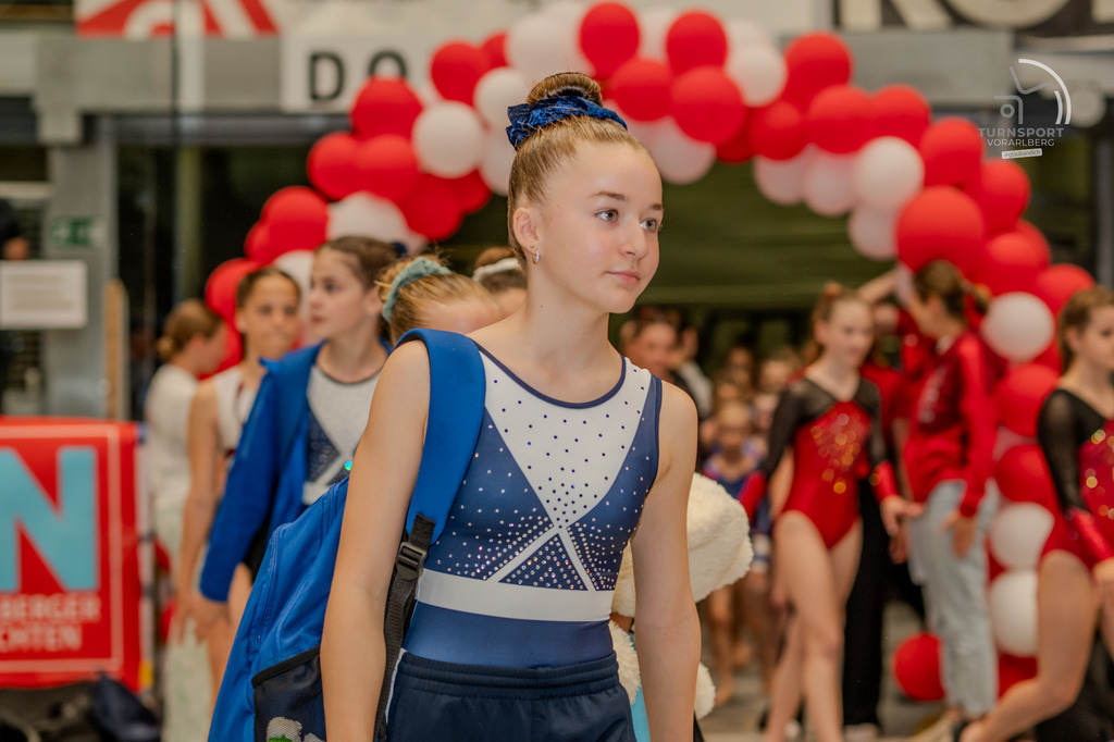 2025-04-12-Nacht_in_Tracht-0731 | "Fussifoto.com – Ihr Ansprechpartner für hochwertige Fotografie! Entdecken Sie kreative Bilder und professionelle Dienstleistungen. Kontaktieren Sie uns für Ihre Projekte!"