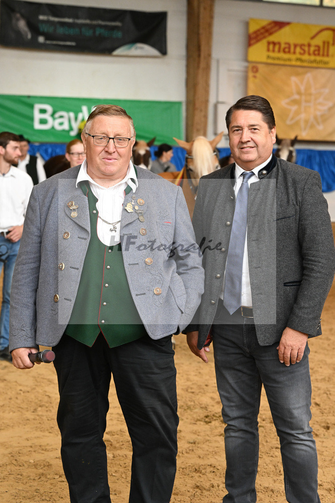 Schelle_Schiller_54223341 | hf-fotografie - Realisiert mit Pictrs.com