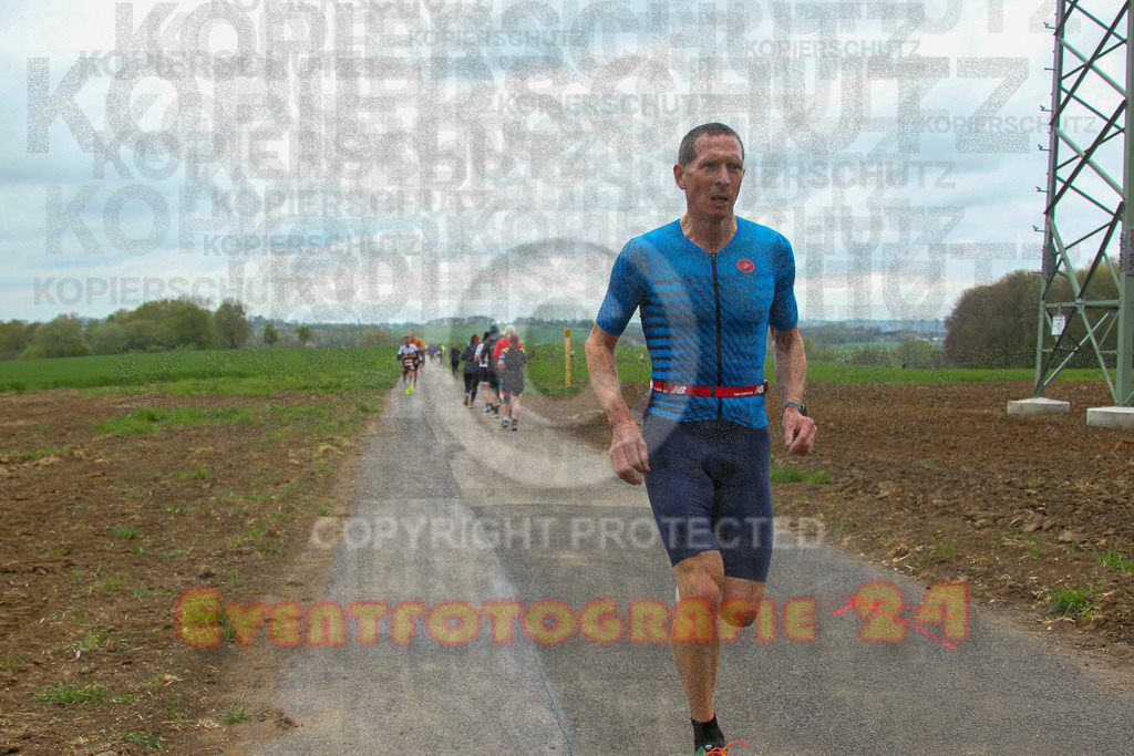 250413_1123_EV4_7626 | Sportfotografie im Rhein-Sieg Kreis, Köln, Bonn, NRW, Rheinland Pfalz, Hessen, etc. Unser Tätigkeitsfeld umfasst den Laufsport vom Volkslauf über den Marathon, Duathlon, Triathon bis zum Ultralauf wie Kölnpfad Ultra oder Schindertrail.