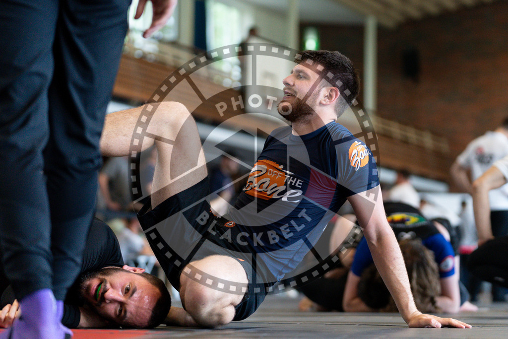 20240608PBB01979 | Fighters compete during the ILLCS VII summer edition luna livre competition in Hannover, Germany, on June 8, 2024.