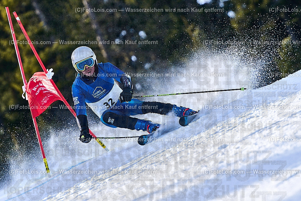 _ALP1356_FIS-Masters-GS-I_Glungezer_Novi Luca | FIS-MASTERS-WorldCup am Glungezer, GiantSlalom-I, Sa 17. Jänner 2026.