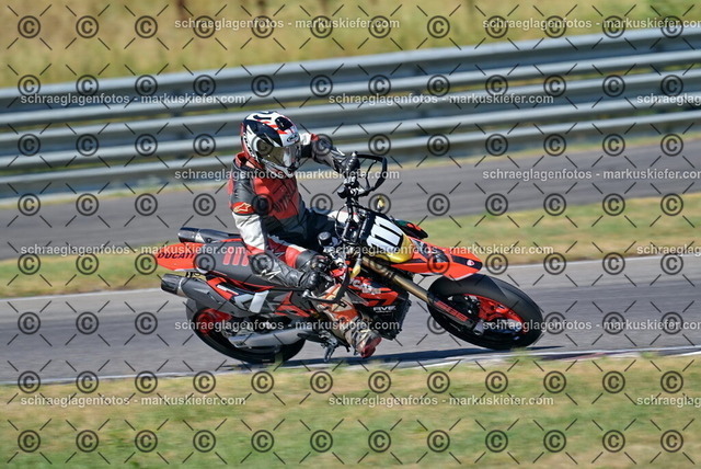 26bt04-0980 | markuskiefer.com - Realisiert mit Pictrs.com