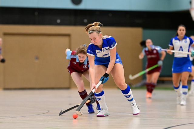 Hockey I Frauen I Halle 2024-2025 I 1. Bundesliga Nord I 7. Spieltag I Großflottbeker THGC - UHC Hamburg I 033957 | Der Sportfotograf. - Realisiert mit Pictrs.com